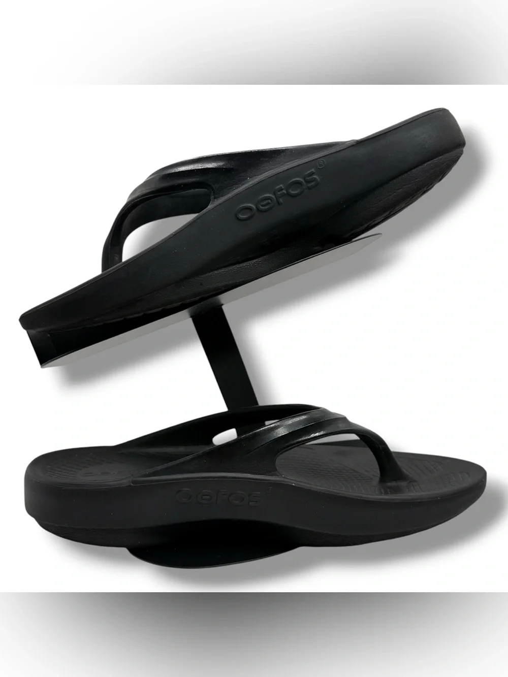 OOFOS OOlala Women’s Recovery Sandals Size 7 Black OOfoam Comfort Thong